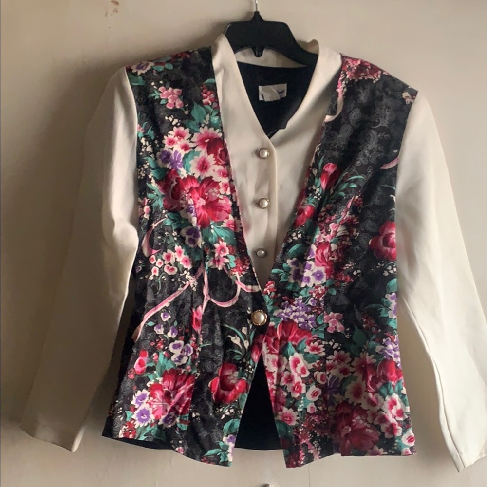Vintage Floral Blazer